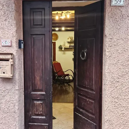 Casina Giulia * Capistrello